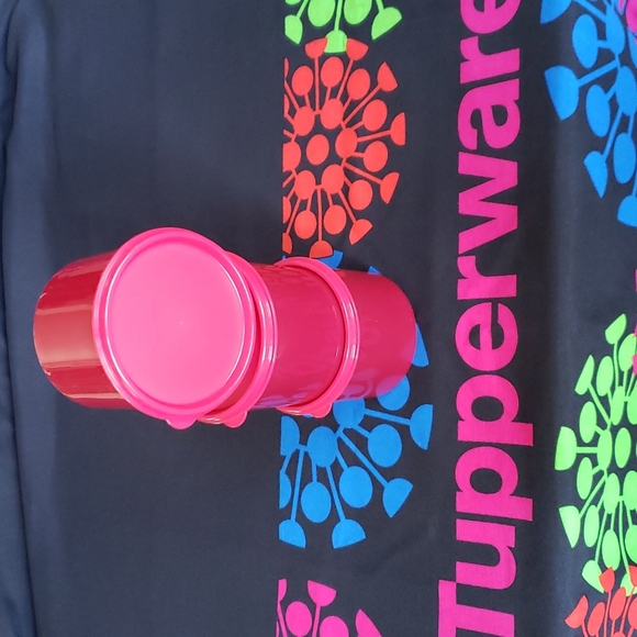 New! TUPPERWARE 3 piece sparkle containers - Picture 3 of 6